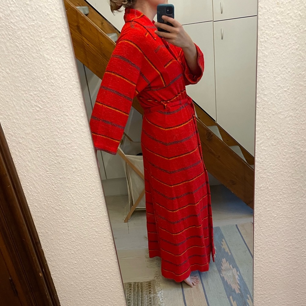 VTG red striped terry dress/robe/duster - Picture 7 of 7